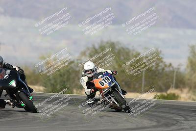 media/Nov-16-2025-Race Pace (Sun) [[8c5fa54630]]/Verified Riders/2-Turn 7 (945am)/